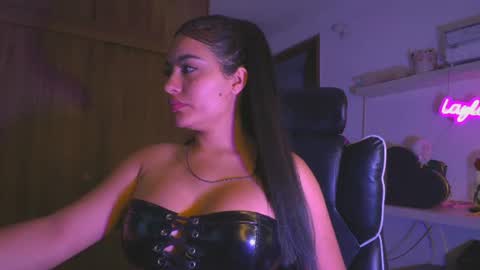 Layla online show from July 16, 4:17 am