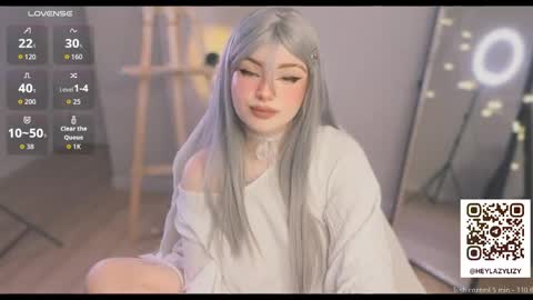 lazy girl Lizzy online show from May 30, 2:15 pm
