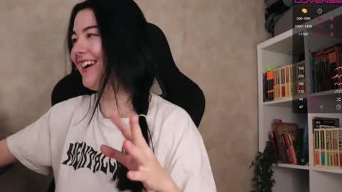 Lisa online show from September 25, 4:11 am