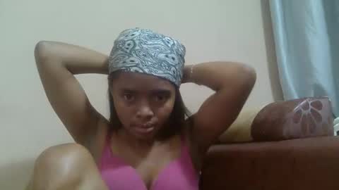 Snapshot of lea96546 chatting on October 14, 3:36 pm lea96546 online show from October 14, 3:36 pm