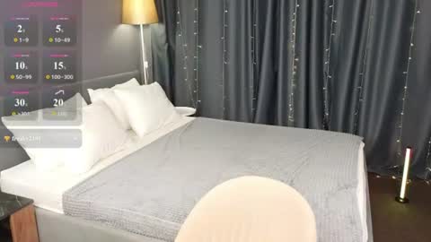 lea_apple online show from July 23, 1:58 am