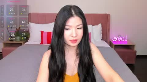 lea_apple online show from June 20, 12:25 am