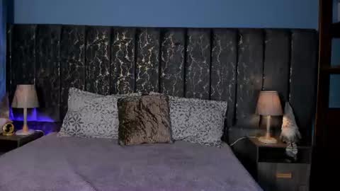 Lea Velle online show from July 28, 1:03 am