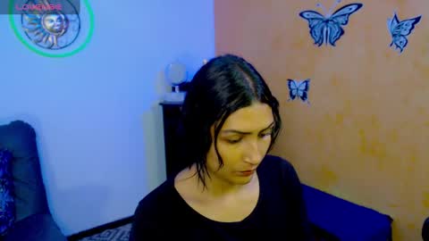 Snapshot of leah_666 chatting on December 22, 12:05 pm leah 666 online show from December 22, 12:05 pm