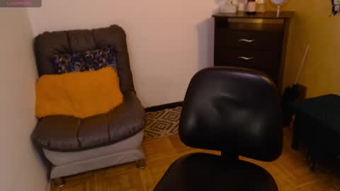 Snapshot of leah_666 chatting on February 26, 2:59 pm leah 666 online show from February 26, 2:59 pm