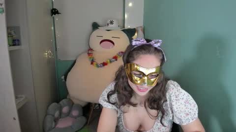 Laura online show from March 11, 1:10 am