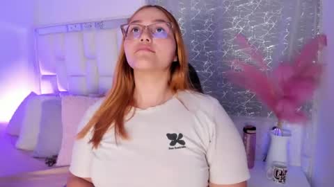 Leah  online show from July 11, 3:39 am