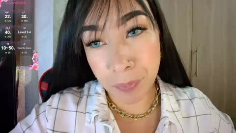 leah online show from May 15, 11:40 pm