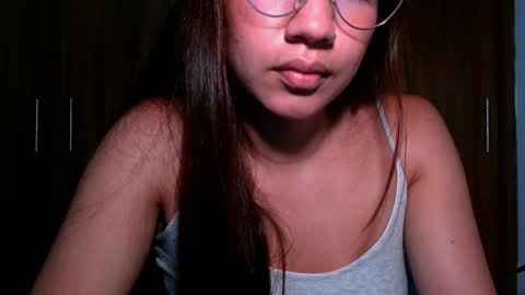 leanaalhub online show from September 18, 4:33 am