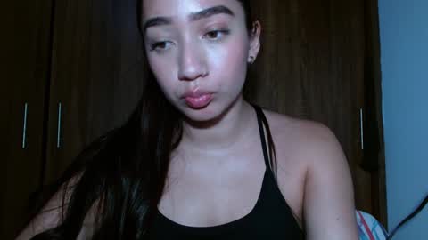 leanaalhub online show from December 7, 4:53 am