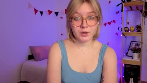 Ellie online show from March 15, 6:59 am