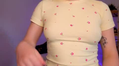 Ellie online show from June 12, 6:32 am