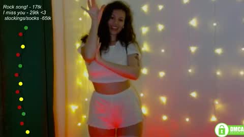 hey Im Leia and I love rock  online show from March 7, 8:49 pm