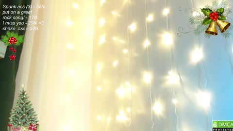 Snapshot of leia_bell chatting on December 24, 3:47 pm hey Im Leia and I love rock online show from December 24, 3:47 pm