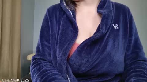 Leia Swift online show from March 9, 10:41 am