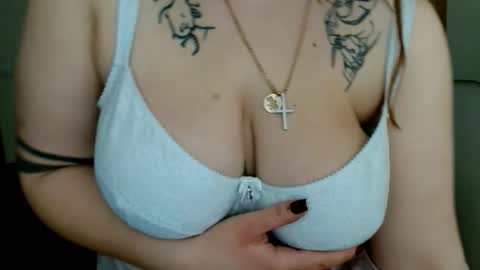 Leila online show from March 7, 5:58 am