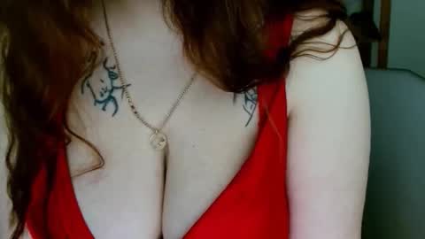 Leila online show from December 3, 7:00 am