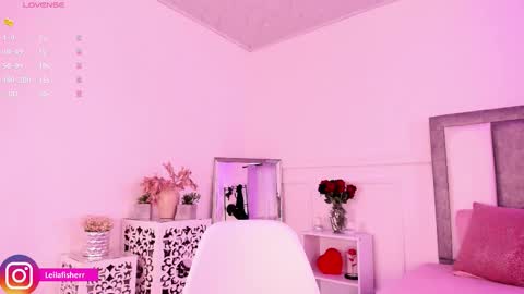 Leila online show from March 17, 7:18 pm