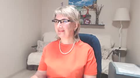 Leila Kinky online show from August 2, 7:22 am