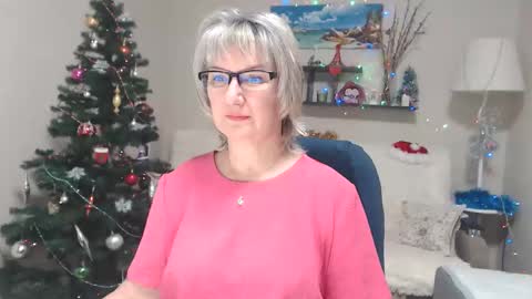 Leila Kinky online show from December 20, 7:01 am