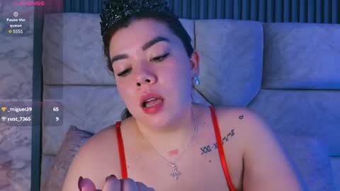 leilapons online show from July 10, 6:19 pm