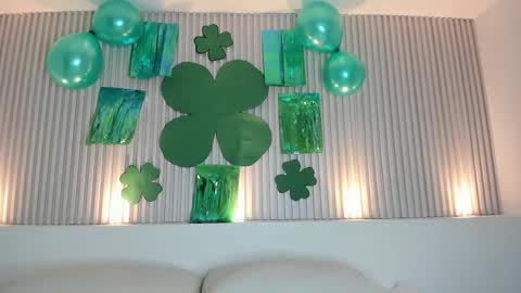 Leimy Brown online show from March 17, 12:42 pm