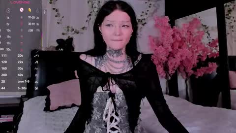 Snapshot of lein_bone chatting on October 14, 12:24 am Lein online show from October 14, 12:24 am