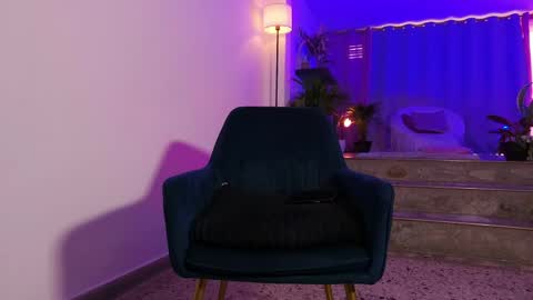 Leja online show from April 30, 8:57 pm