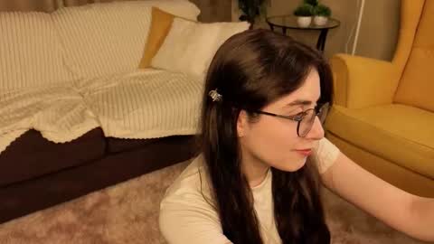 Snapshot of lekishaoderkirk chatting on October 8, 4:22 pm Luna online show from October 8, 4:22 pm