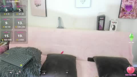lele_699 online show from June 8, 1:28 am