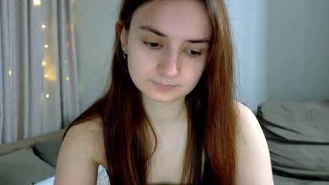 Lelia online show from November 8, 4:17 am