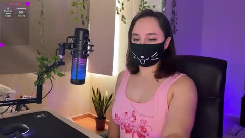 Lemi online show from November 17, 2:18 pm