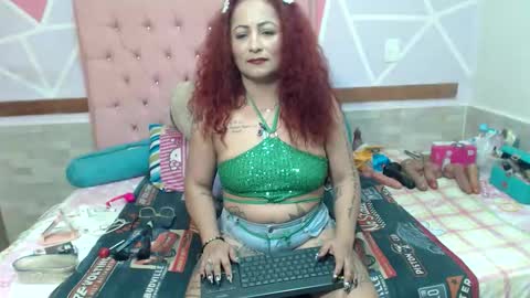 lena_lawson online show from September 19, 5:28 am