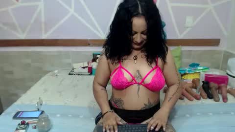 lena_lawson online show from March 11, 5:33 am