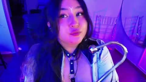 Lenna Kang online show from June 6, 8:37 pm