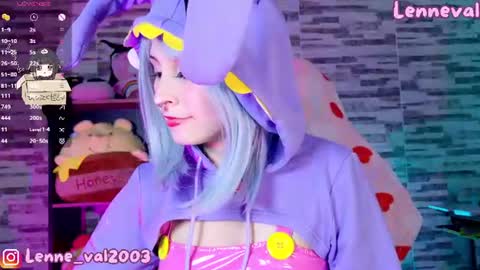 Val online show from August 1, 3:41 am