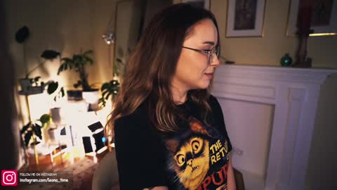 Leo online show from December 3, 10:07 pm