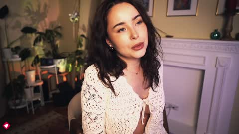 Leo online show from December 10, 10:05 pm