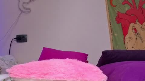 Valerie online show from August 2, 3:20 am