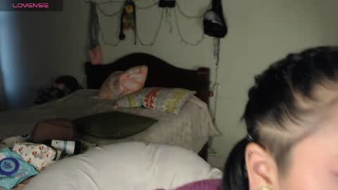 Leslie online show from May 31, 10:54 am