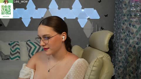 LeslieKorfs online show from February 1, 11:06 pm