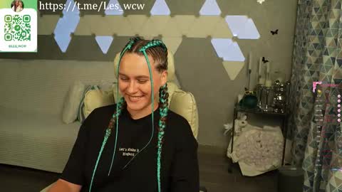 LeslieKorfs online show from October 1, 10:59 pm