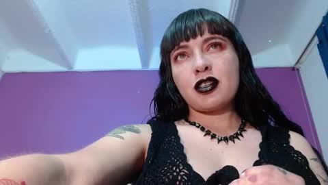 lestatdlion online show from January 6, 12:27 am