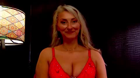 leticiareys online show from December 3, 1:08 am