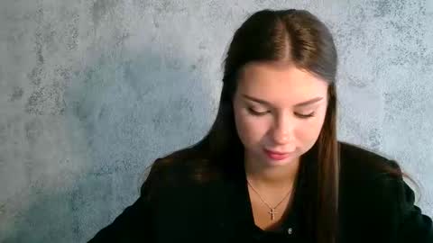 Snapshot of lette_emily chatting on September 9, 6:13 am Emily online show from September 9, 6:13 am