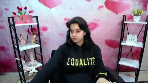 letty_curly online show from May 15, 5:11 am