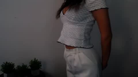 Alexia online show from July 4, 1:40 pm