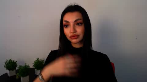 Alexia online show from June 21, 1:37 pm