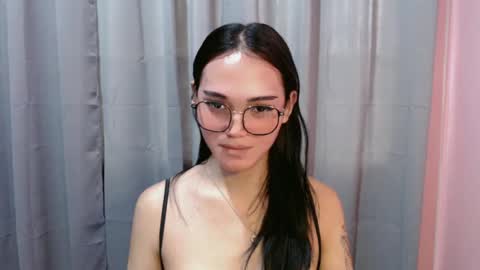 lexibabe_ online show from July 7, 6:47 am