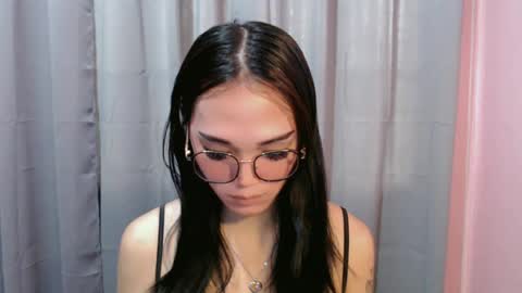 lexibabe_ online show from July 7, 5:10 am